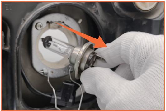 AGPTEK H7 LED Headlight Bulbs - circlip