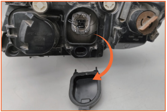 AGPTEK H7 LED Headlight Bulbs - dust cover