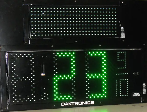 DAKTRONICS FL 3000 Series Petroleum Price Display and Cash Credit Display - Product Overview 2