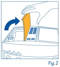 DeLonghi Magnifica - Open the lid on the coffee bean container