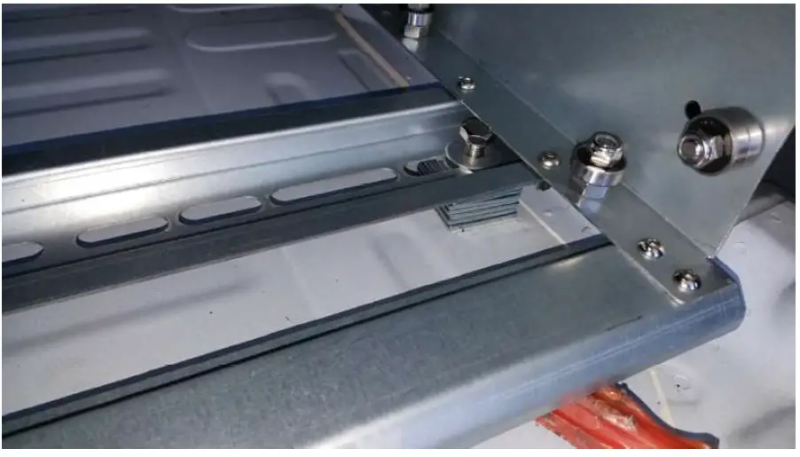 Dobinsons-RD80-1001-Rear-Dual-Roller-Drawer-System-fig-3
