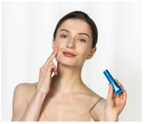 FOREO ESPADA 2 plus Concentrated Blue LED Light Spot Treatment - H OW T O U S E 2