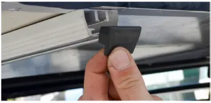 OBLUE-Tank-3-Dual-Chip-Tela-2.4-Bluetooth-FM-FIG5