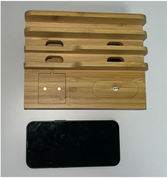 Sendowtek-Bamboo-Charging-Station-for-Multi-Devices-fig-3