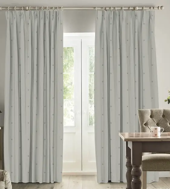 Sophie Allport M2M Curtain Buying and Fitting