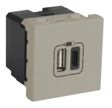 interB-r-9016-014.81-3x-USB-Charging-Socket-1-Piece-Set