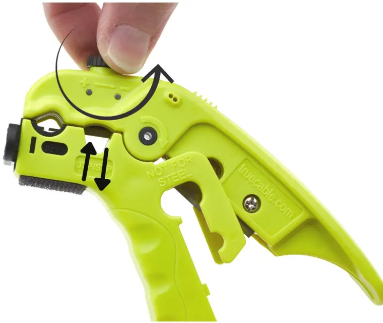 trueCABLE Wire Stripping and Cutting Tool - clockwise