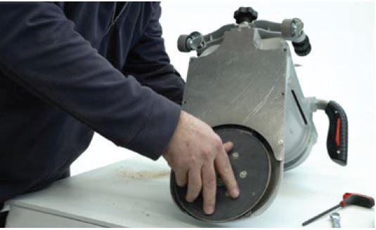 Bona-UX-220-Edge-UX-Sanding-Machine-fig-6