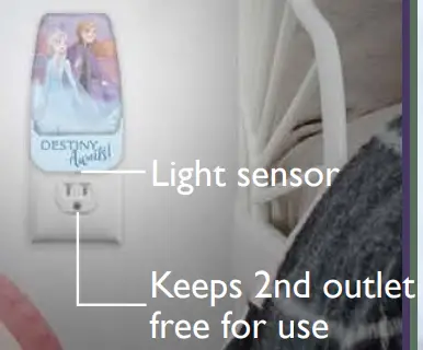 Frozen-46276-Wrap-Shade-LED-Night-Light-LIGHT SENSOR
