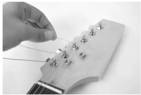 Harley Benton ST-LH ST-Style Electric Guitar Kit - buttons2