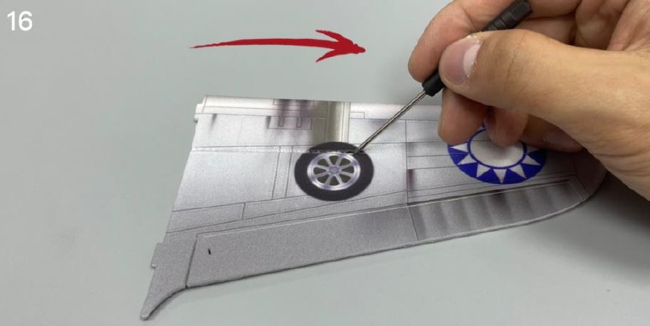 MinimumRC-P40-Q-Series-Flying-Tigers-Fighter-FIG- (16)