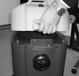 Nilfisk-VL500-Vacuum-Cleaner-7