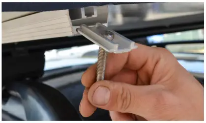 OBLUE-Tank-3-Dual-Chip-Tela-2.4-Bluetooth-FM-FIG3