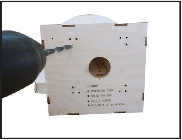 SEAGULL MODELS MK959 Spitfire MkIX RC Plane - engine mounting 1