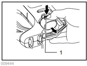 makita GN900 Cordless Clipped Head Framing Nailer Instruction Manual - Button