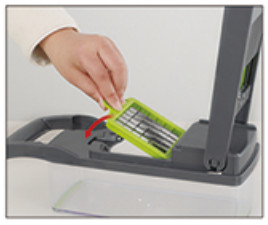 ourokhome Multifunctional Vegetable Chopper and Dicer - icon chopping blade